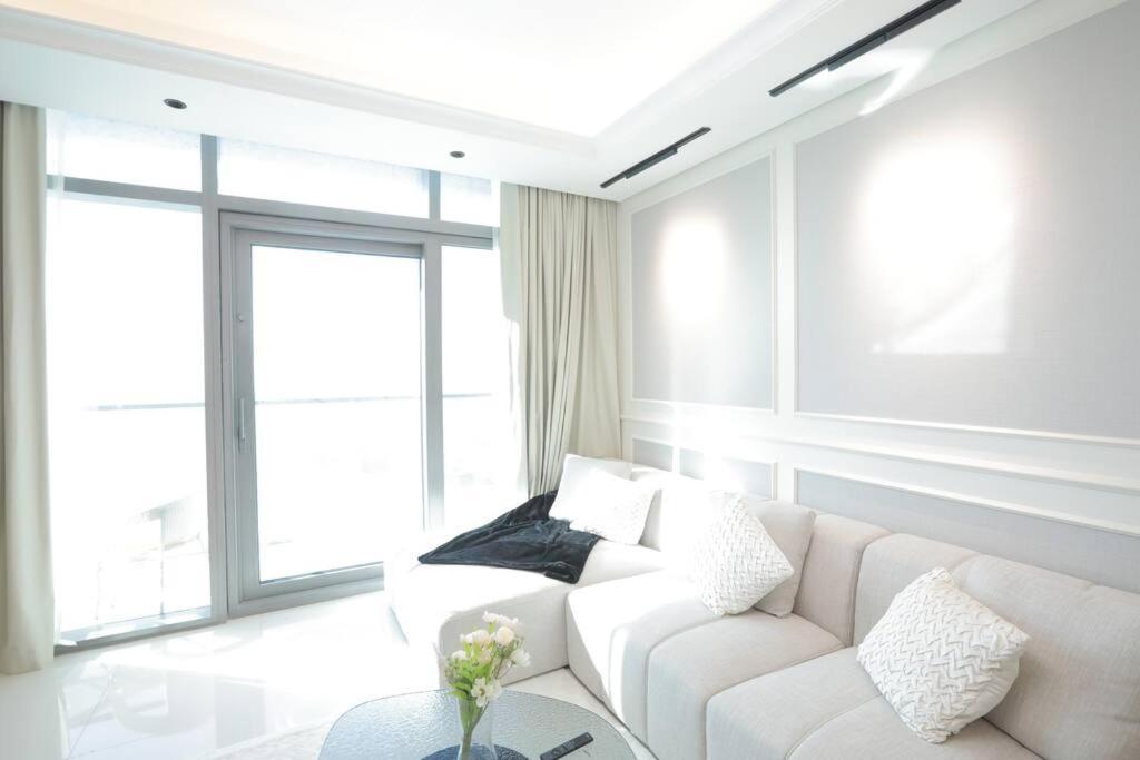 Luxury2br Highest Infinity Pool Burj View Business Bay Dubai
