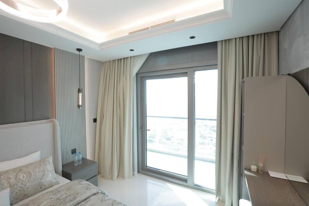 Apartment Luxury2br Highest Infinity Pool Burj View Business Bay Dubai