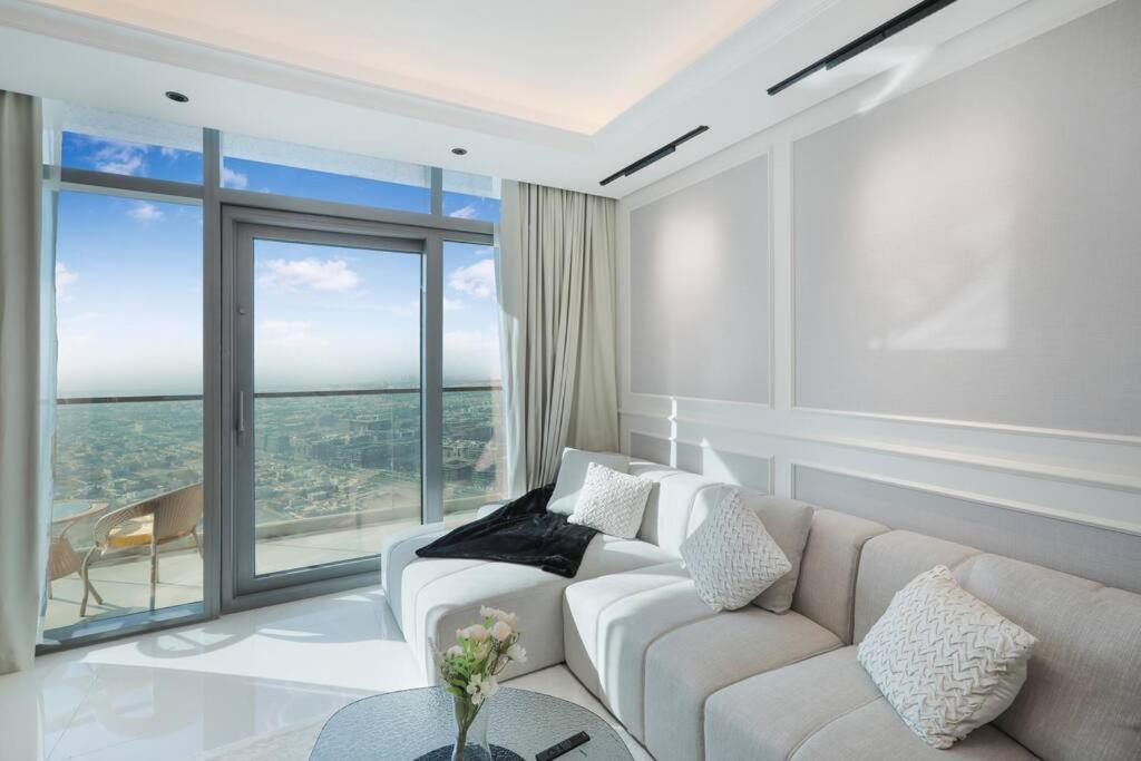 Luxury2br Highest Infinity Pool Burj View Business Bay Dubai