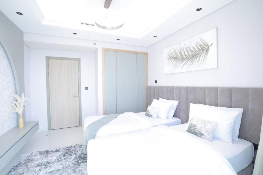 Luxury2br Highest Infinity Pool Burj View Business Bay Apartment Dubai